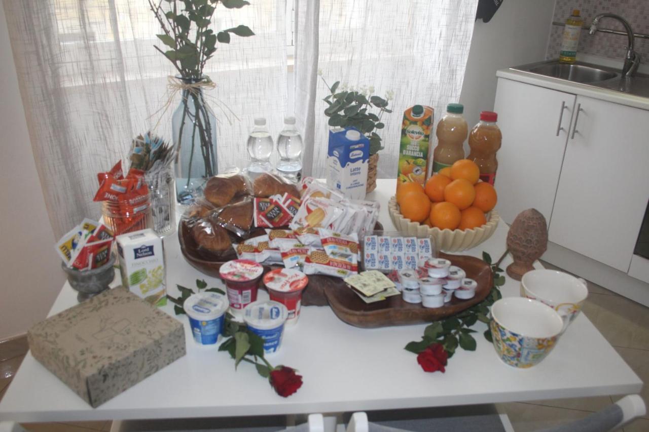 Rosabella Casa Vacanze Бари Екстериор снимка