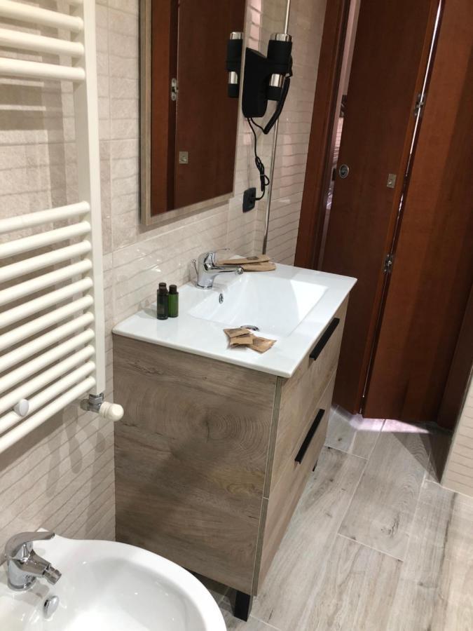 Rosabella Casa Vacanze Бари Екстериор снимка